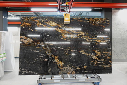 Granit Magma Black polerad