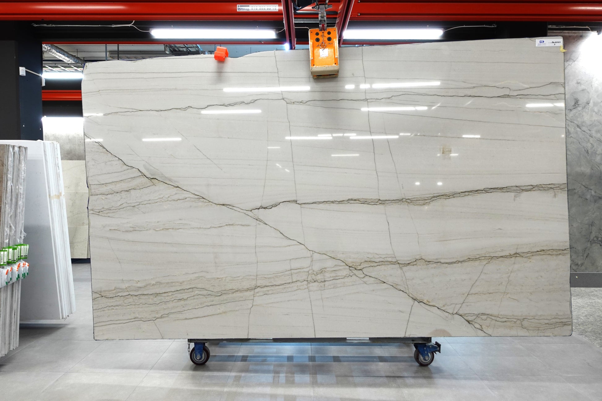 Kvartsit White Supreme mm polerad